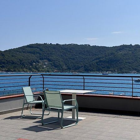 Mirage Rooms & Apartments Porto Venere Bagian luar foto