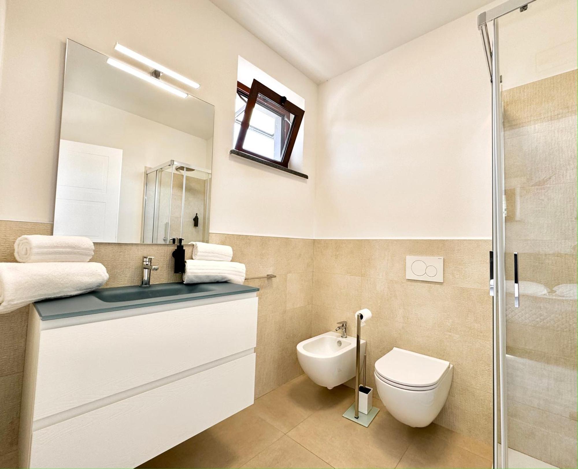 Mirage Rooms & Apartments Porto Venere Bagian luar foto