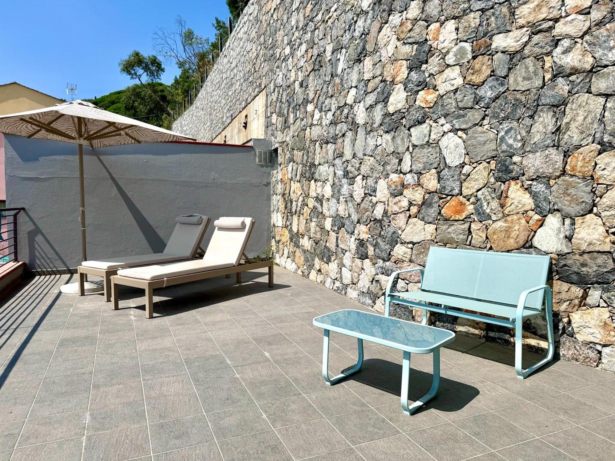 Mirage Rooms & Apartments Porto Venere Bagian luar foto