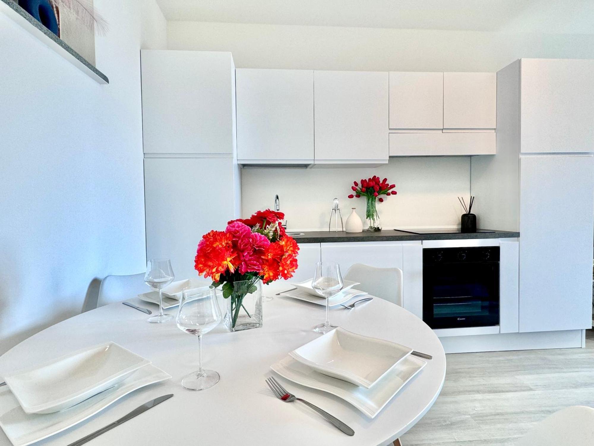 Mirage Rooms & Apartments Porto Venere Bagian luar foto