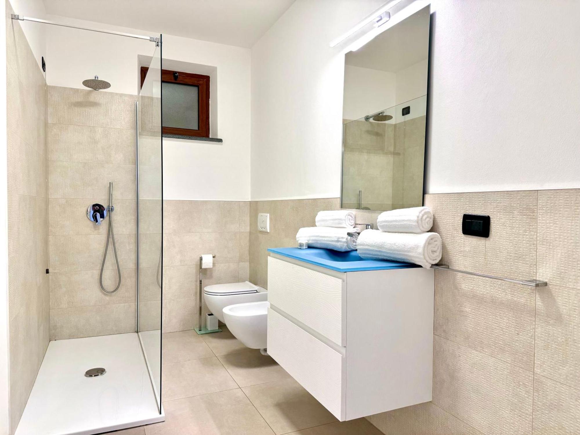 Mirage Rooms & Apartments Porto Venere Bagian luar foto